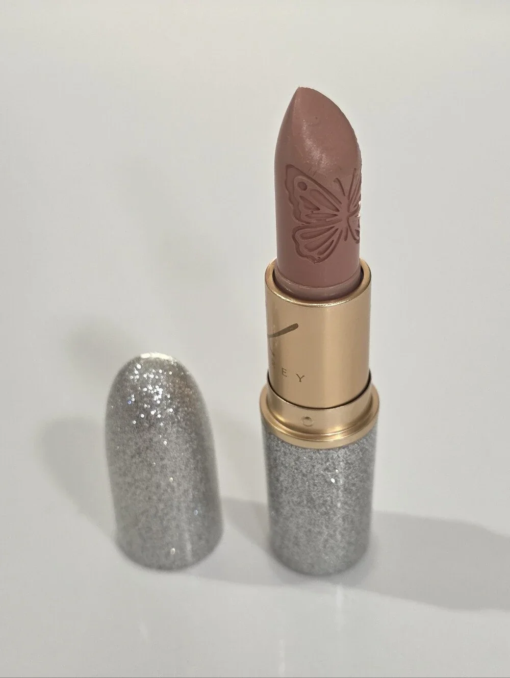 MAC Mariah Carey Cremesheen Lipstick Mcizzle Limited Edition
